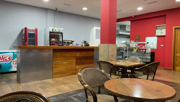 Bar restaurante Piscolabis La Veguetilla