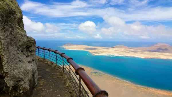 Mirador de El Risco de Famara - Parque El Bosquecillo