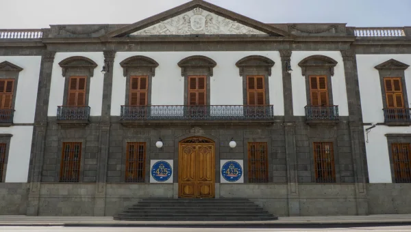 Palacio De La Capitanía General De Canarias
