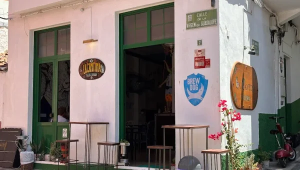 La Cantina