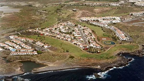 El Barranco Beach