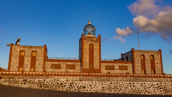 Faro de la Entallada
