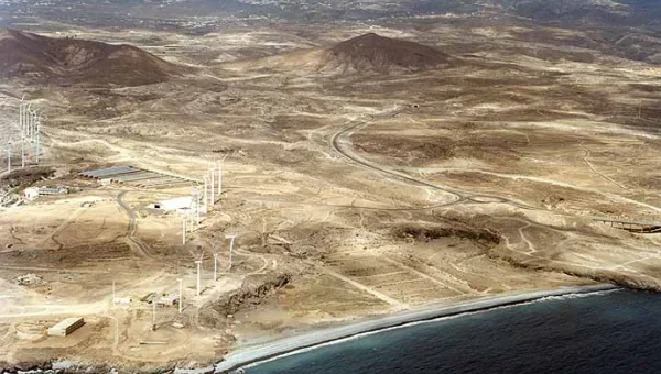 El Tanque del Vidrio Beach
