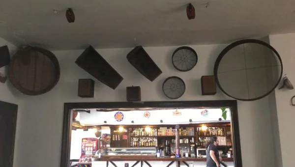 Bar Cafetería La Tahona