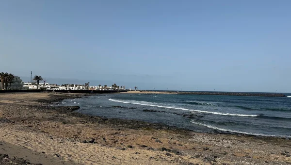 Los Charcos Beach