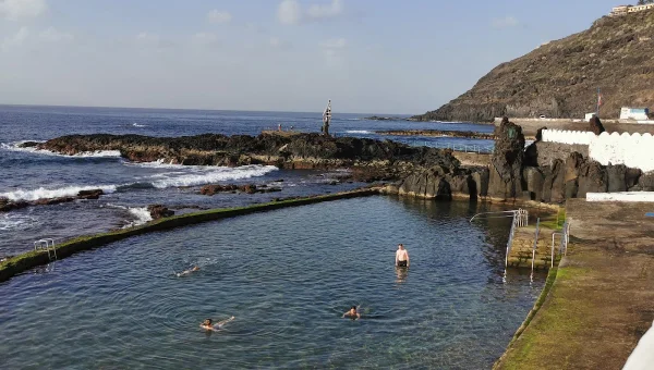 Playa el Pris, Piscina Natural