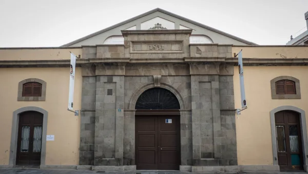 Centro De Arte La Recova