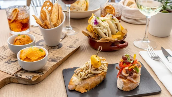 Enyesque Tapas Bar