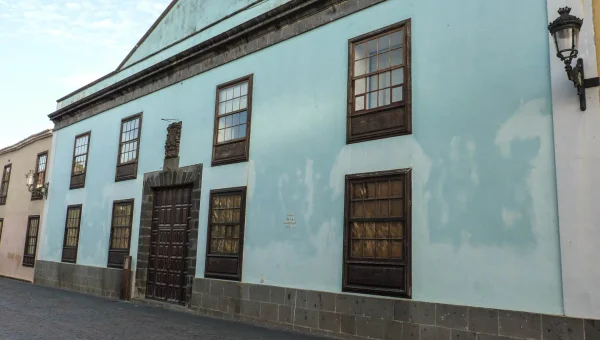 Casa De La Alhóndiga