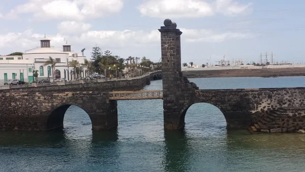 Estatua de Heraclio Niz Mesa
